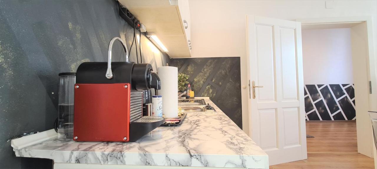 Wiener Buddha Style Flat With Inner Garden- Marzstrasse City Apartments Εξωτερικό φωτογραφία
